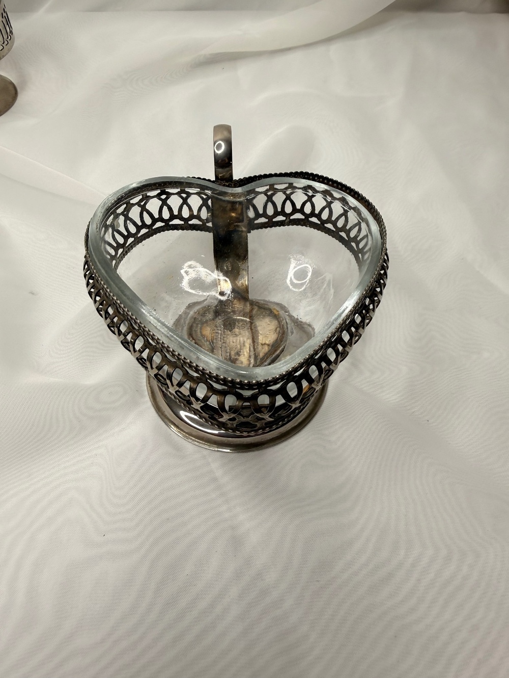Midcentury Vintage Sheffield England Silver Plated Glass Heart Preserve Set - Picture 2 of 15